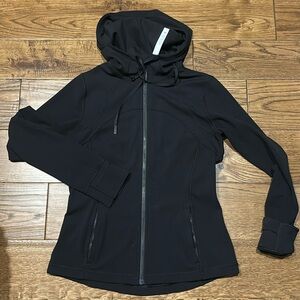 Almost new lululemon define jacket, size 10. Worn once only 🫣